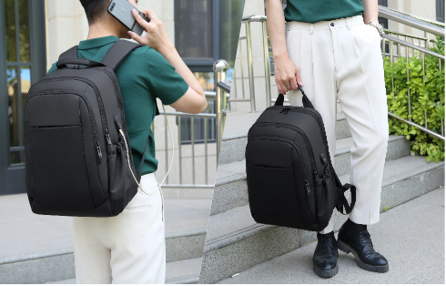 USBポート付きデイパック 32L GRDZC-UDP 065 BK 使用イメージ