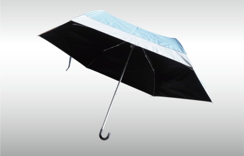 ウィメンズ晴雨兼用折り畳み傘 GRFD-FDWU 使用イメージ