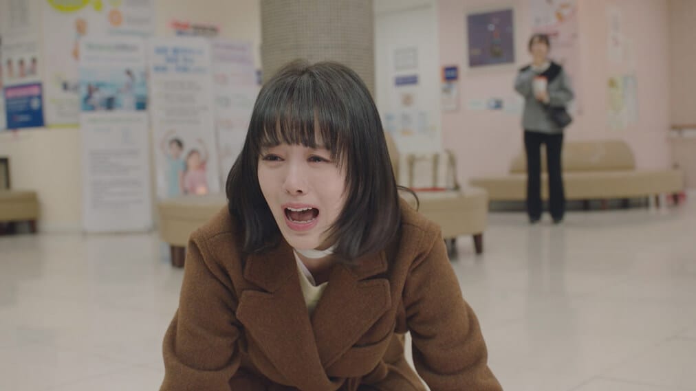 裏切りの花束をあなたに 場面写真1